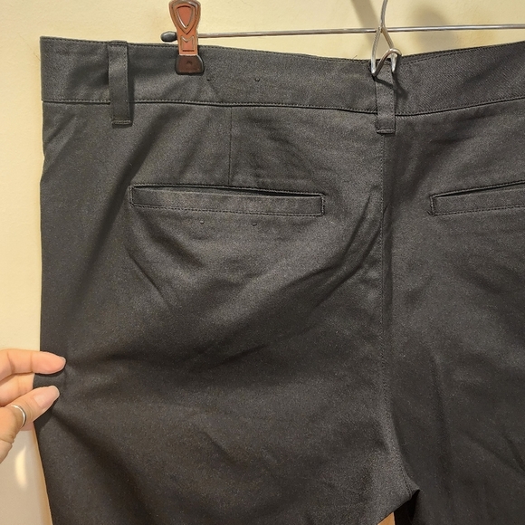 FILA Men's Black Golf Bermuda Flat Front Short Size 38 - Picture 10 of 13